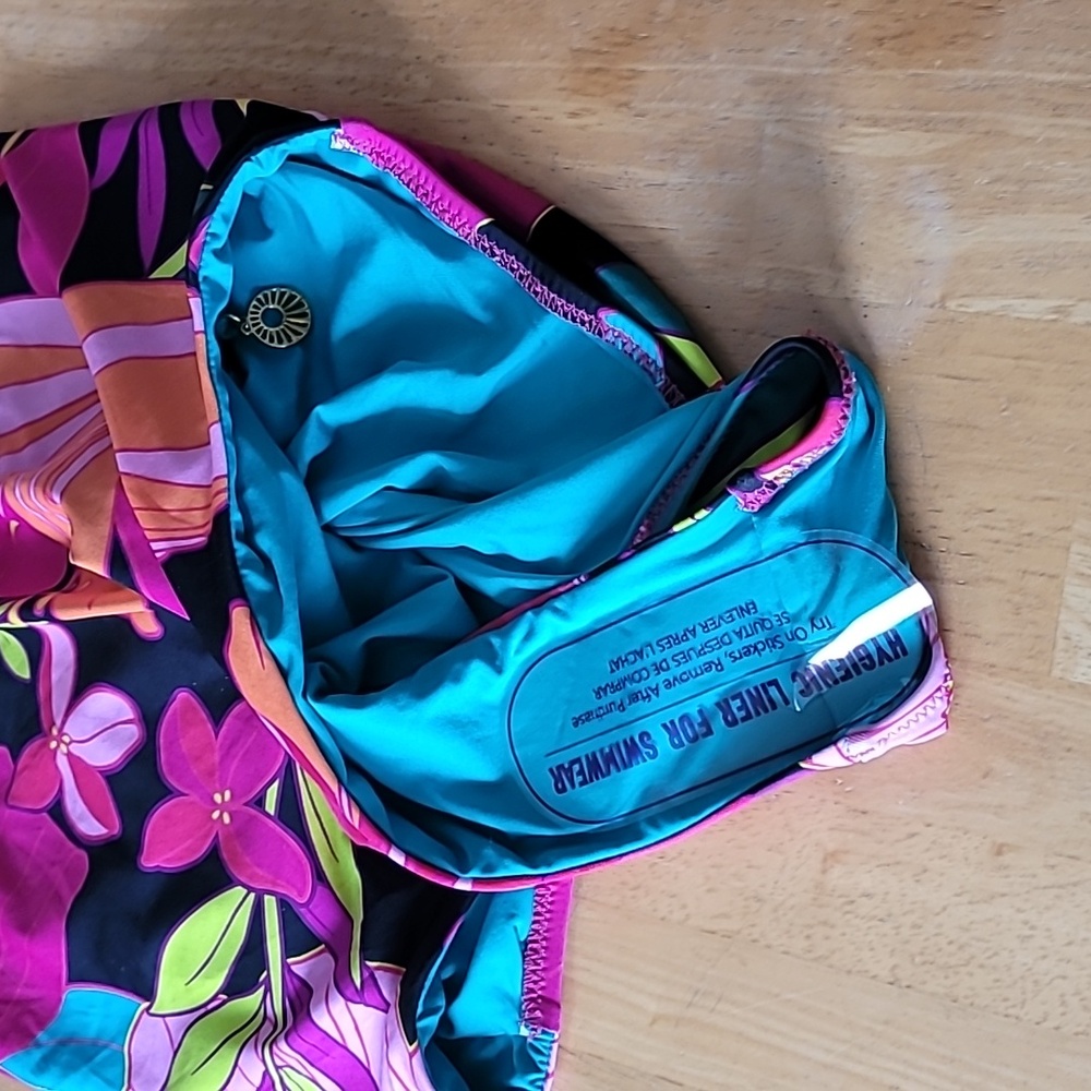 TRINA TURK SOLAR One Piece Swimsuit - Picture 10 of 11